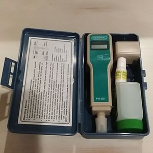Handheld ph tester meter